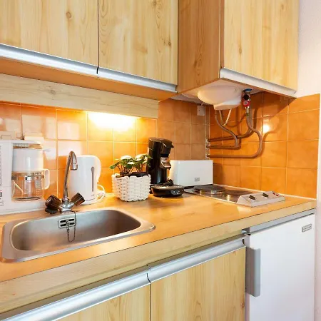 公寓 T2 Pour 4 Pers. Au Pied Des Pistes A - Fr-1-296-472
